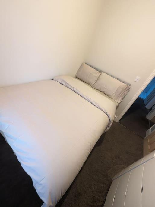 Holiday home 3 Bed Home, Pool-hot Tub & Ev Charger