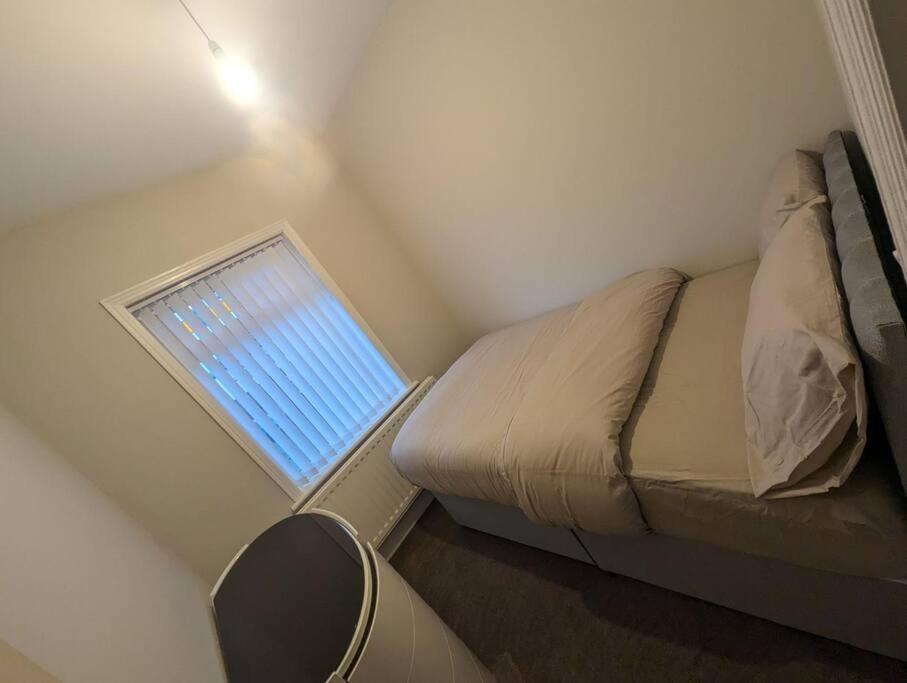 3 Bed Home, Pool-hot Tub & Ev Charger Holiday home Darlington (Durham)